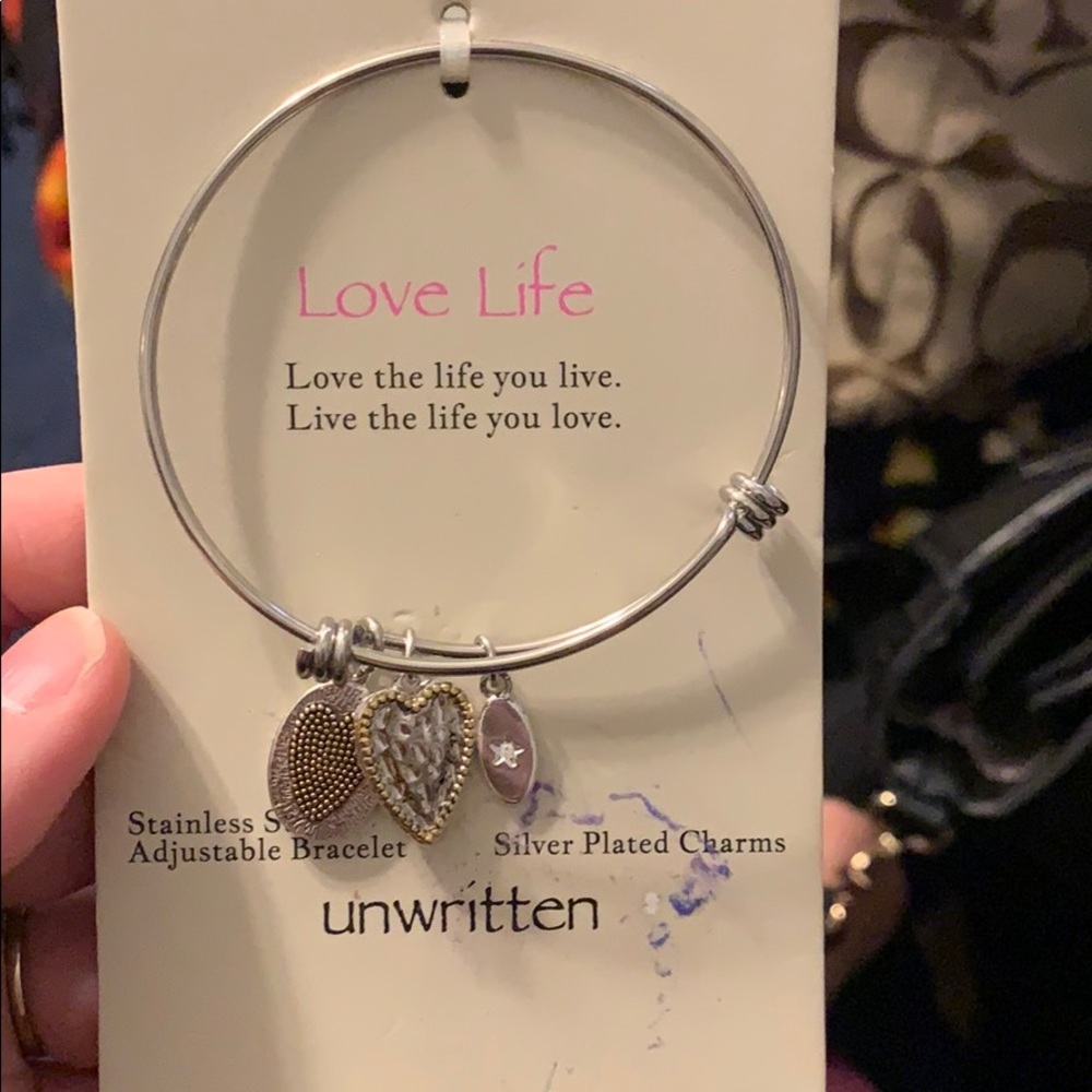 New bracelet unwritten
